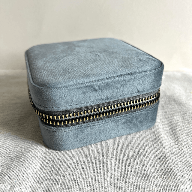 Boite à bijoux velours gris