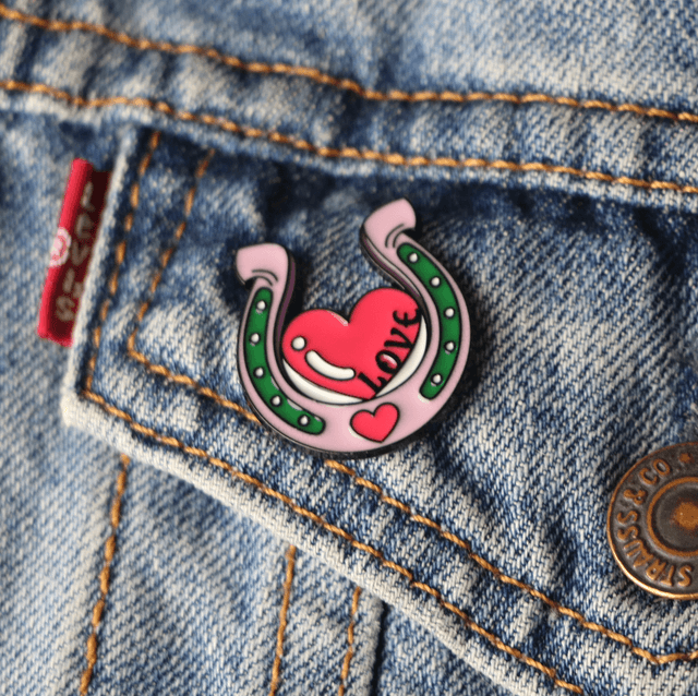 Pin’s fer à cheval