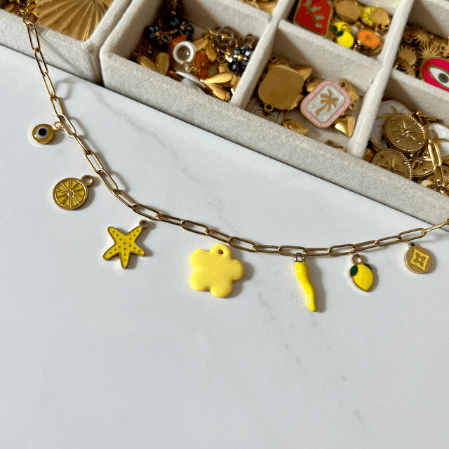 Collier thème jaune